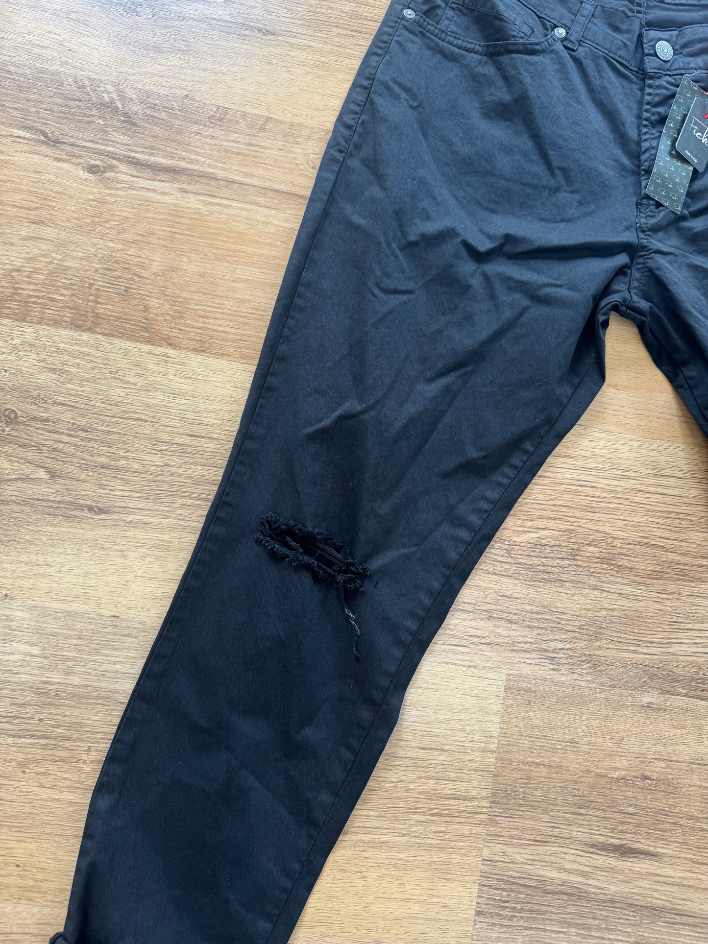 Jeans strappati